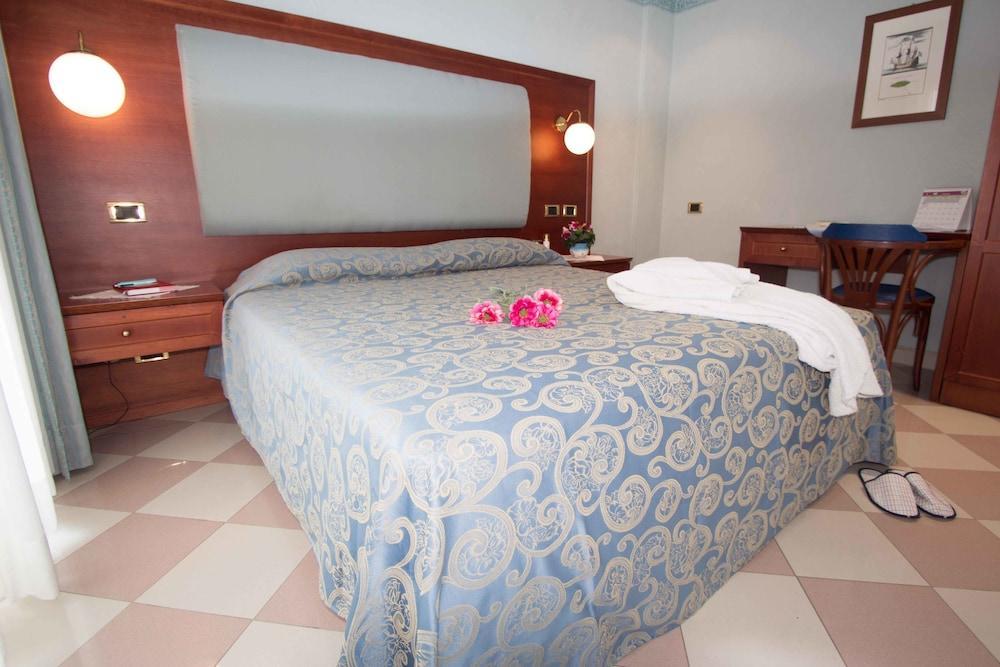 Hotel Costazzurra 葛伦坦马勒 外观 照片